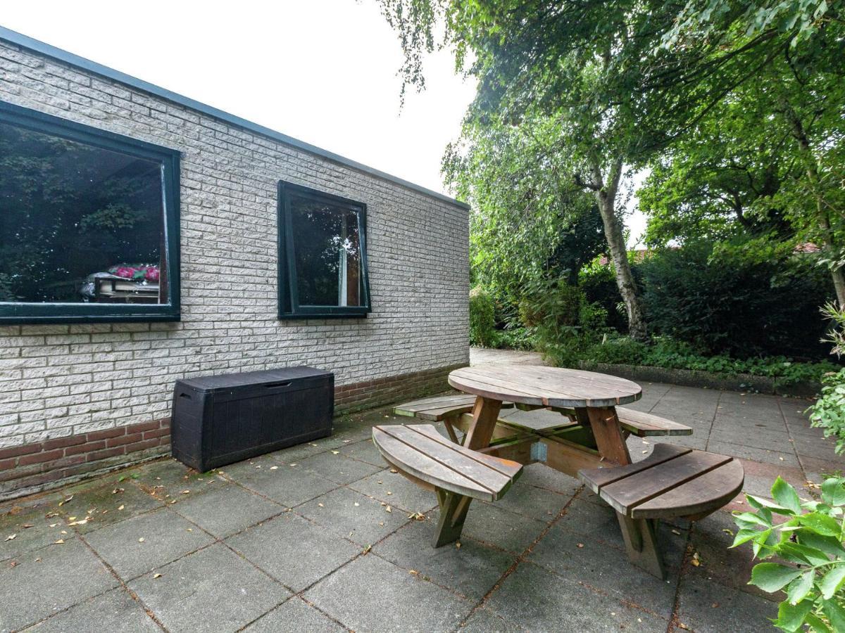 Comfortable Detached Bungalow 65 M2 Kamperland Eksteriør billede